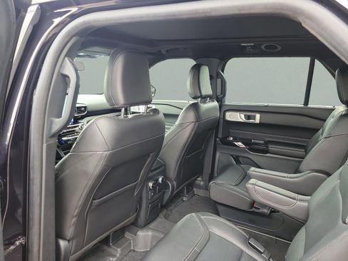 Used 2023 Ford Explorer ST w/ Equipment Group 401A AWD/4WD image 12