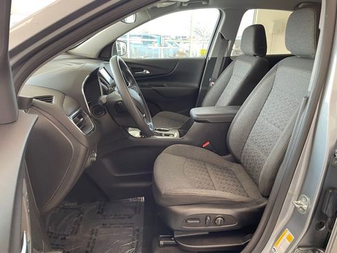 Used 2023 Chevrolet Equinox LT w/ LPO, Floor Liner Package image 8