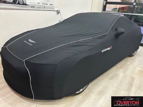 Used 2017 Aston Martin V12 Vantage S image 37