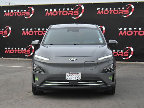 Used 2023 Hyundai Kona Limited image 2