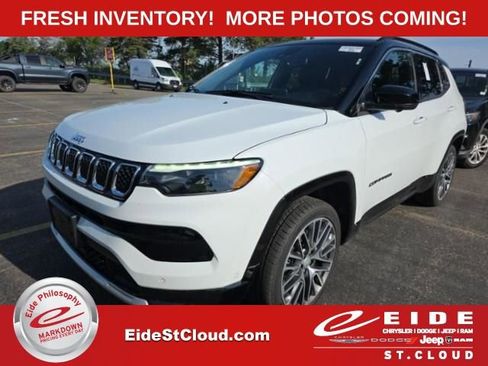 Used 2023 Jeep Compass Limited w/ Elite Group AWD/4WD image 1