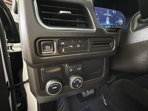 Used 2023 Chevrolet Tahoe RST RWD image 28