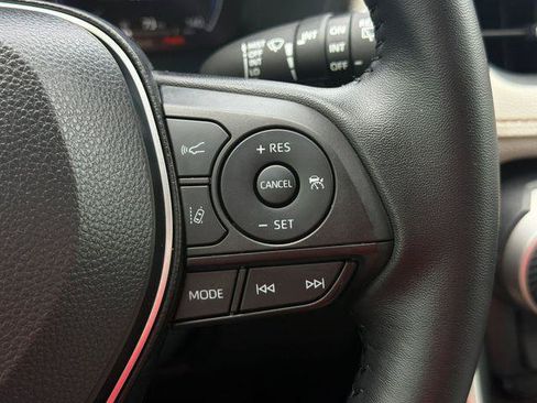 Certified 2025 Toyota RAV4 Limited FWD image 27