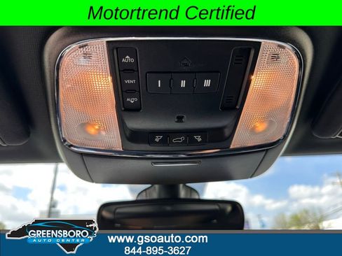 Used 2021 Jeep Grand Cherokee Limited image 37