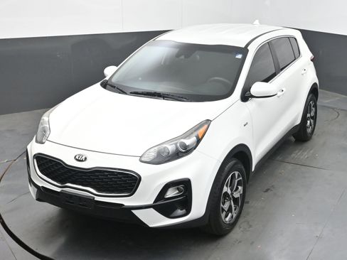 Used 2020 Kia Sportage LX AWD/4WD image 32