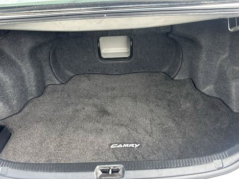 Used 2009 Toyota Camry XLE FWD image 18