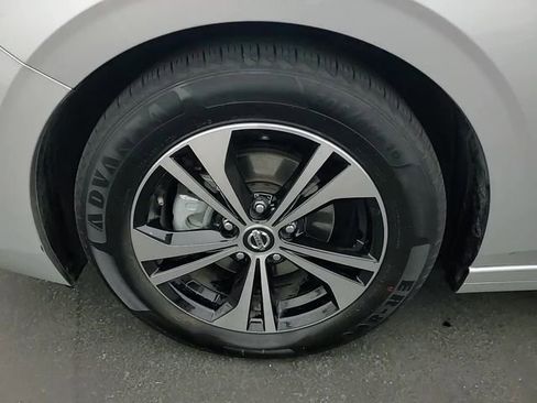 Used 2023 Nissan Sentra SV image 8