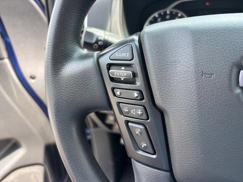 Used 2022 Nissan Frontier SV AWD/4WD image 15