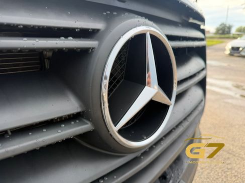 Used 2019 Mercedes-Benz Sprinter 170 image 4