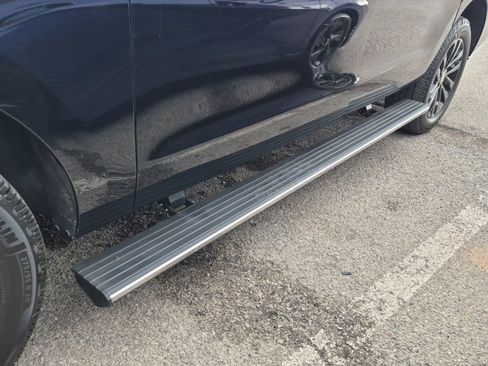 Used 2021 Ford Expedition Max Limited image 7