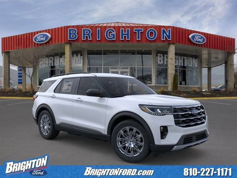 Used 2026 Ford Explorer Active w/ Active Comfort Package AWD/4WD image 1