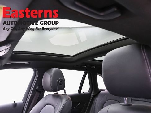 Used 2018 Mercedes-Benz GLC 300 4MATIC image 35