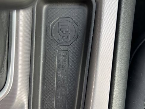 Used 2023 Dodge Charger Scat Pack image 27