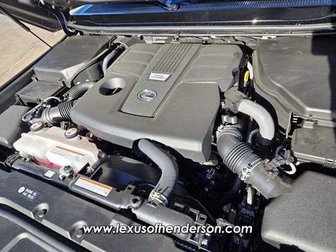 Used 2026 Lexus GX 550 w/ Cold Area Package image 21