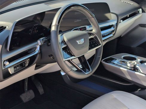 Certified 2023 Cadillac Lyriq 2WD image 11