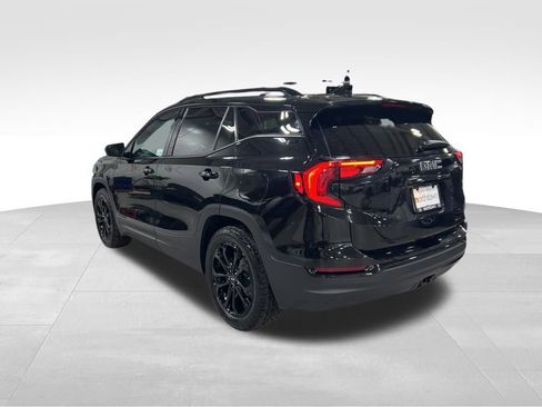 Used 2020 GMC Terrain SLE w/ Driver Convenience Package AWD/4WD image 4