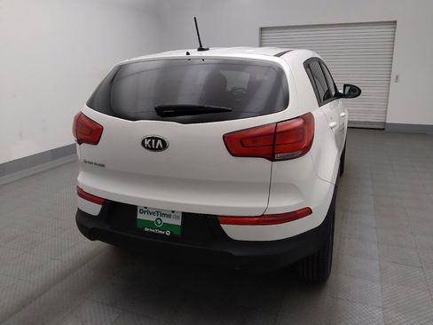 Used 2016 Kia Sportage LX FWD image 7