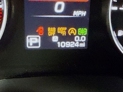 Certified 2022 Subaru Outback Limited w/ Popular Package #2 image 5