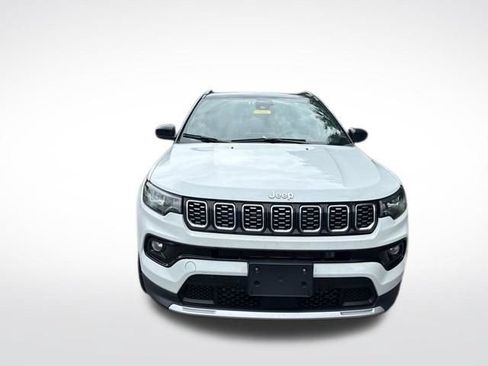 Used 2025 Jeep Compass Limited AWD/4WD image 8
