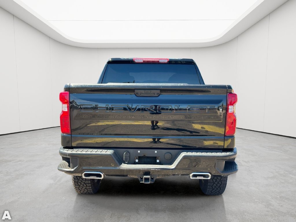 Used 2024 Chevrolet Silverado 1500 Custom Trail Boss AWD/4WD image 9