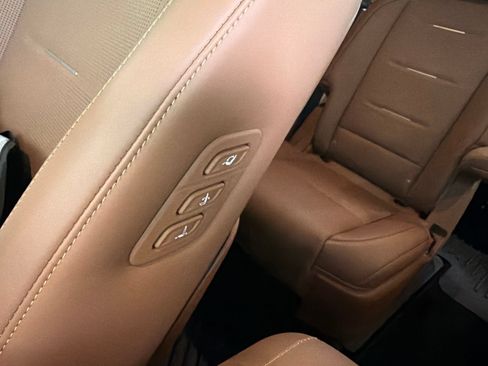 Used 2026 Hyundai Palisade Calligraphy FWD image 8