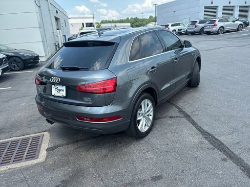 Used 2018 Audi Q3 2.0T Premium Plus w/ Premium Plus Package AWD/4WD image 3