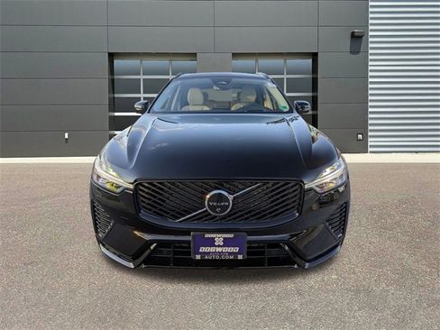New 2026 Volvo XC60 B5 Ultra w/ Protection Package Premier image 2