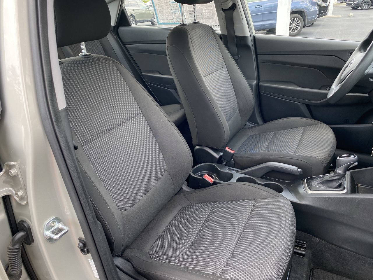 Used 2019 Hyundai Accent SE FWD image 42