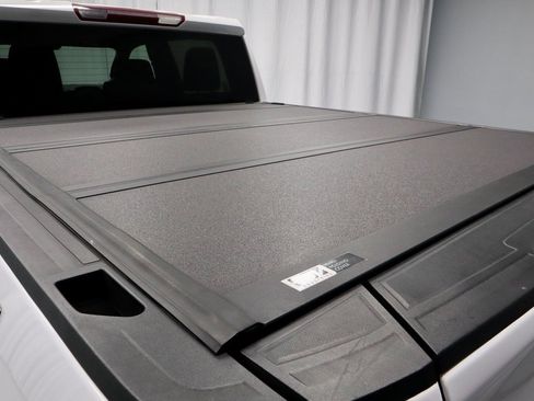 Used 2022 GMC Sierra 1500 SLT w/ SLT Premium Package image 15