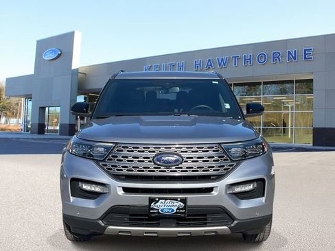 Used 2020 Ford Explorer Limited AWD/4WD image 2