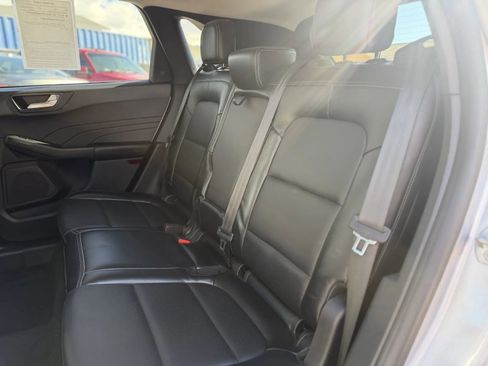 Used 2023 Ford Escape Platinum image 16