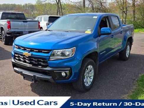 Used 2022 Chevrolet Colorado LT w/ LT Convenience Package AWD/4WD image 3
