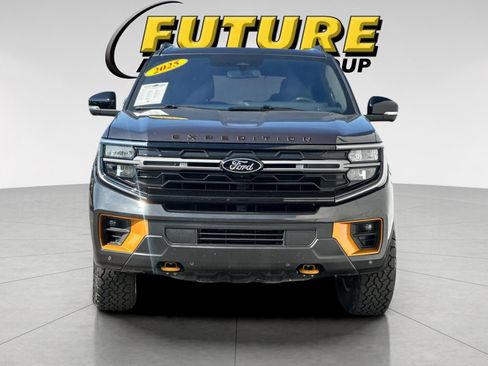 Used 2025 Ford Expedition Tremor AWD/4WD image 9