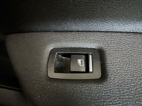 Used 2017 BMW X3 sDrive28i image 31