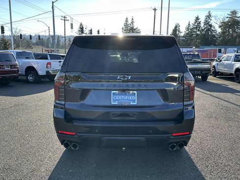 Certified 2025 Chevrolet Suburban Z71 image 4