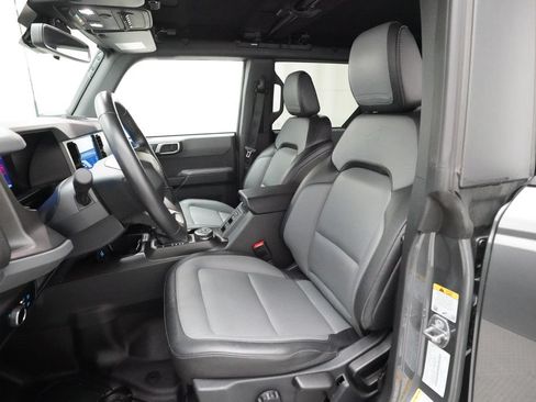 Used 2024 Ford Bronco Everglades AWD/4WD image 8