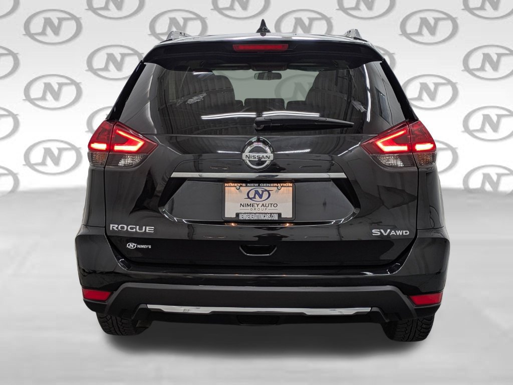 Used 2018 Nissan Rogue SV AWD/4WD image 19