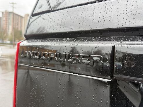 New 2026 Toyota Land Cruiser Base image 9