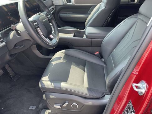 Used 2026 Hyundai Santa Fe SEL FWD image 12