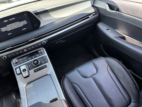 Used 2025 Hyundai Palisade SEL FWD image 15