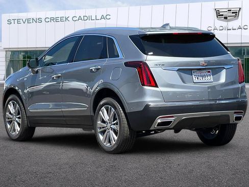 Used 2025 Cadillac XT5 Premium Luxury w/ Technology Package FWD image 5