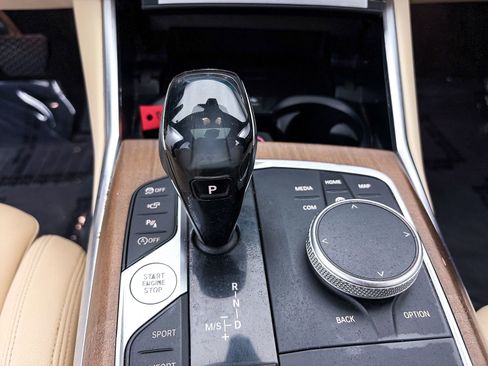 Used 2020 BMW 330i Sedan w/ Convenience Package image 24