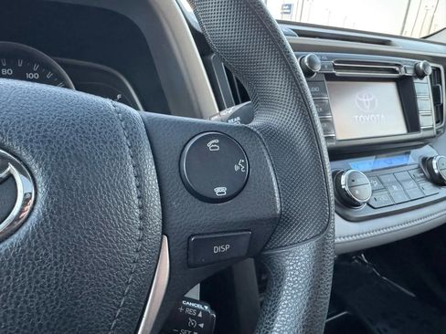 Used 2013 Toyota RAV4 XLE image 22