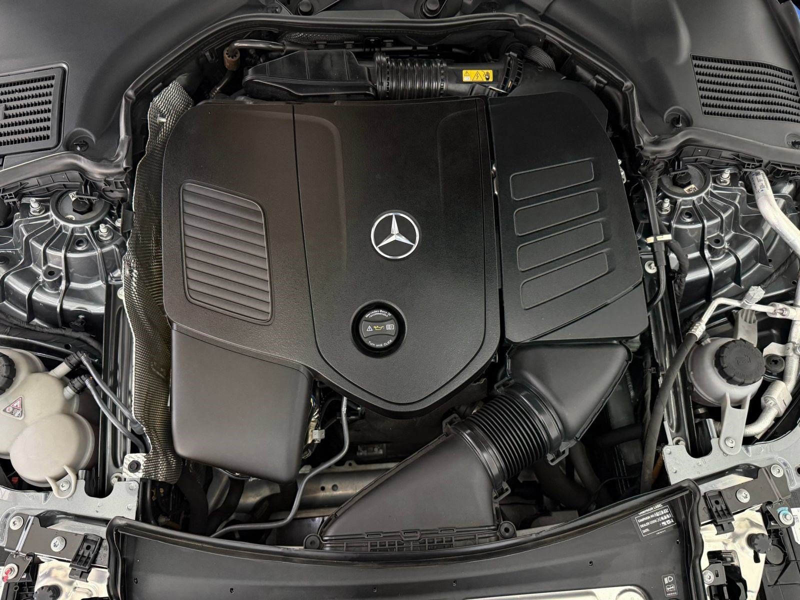 Used 2024 Mercedes-Benz C 300 4MATIC Sedan image 32