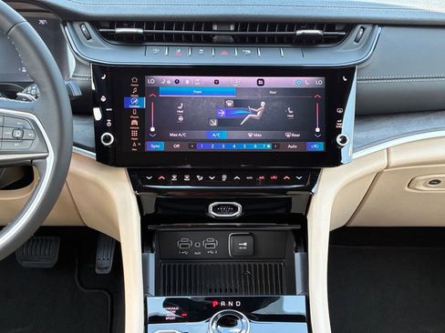 New 2026 Jeep Grand Cherokee L Limited image 3