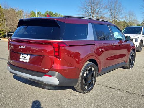 New 2026 Kia Carnival EX image 8