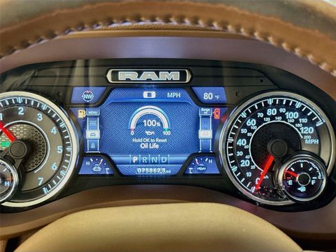 Used 2023 RAM 2500 Laramie AWD/4WD image 12