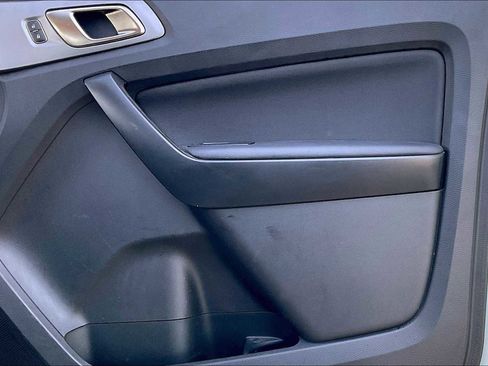 Used 2023 Ford Ranger XLT w/ Equipment Group 301A Mid image 19