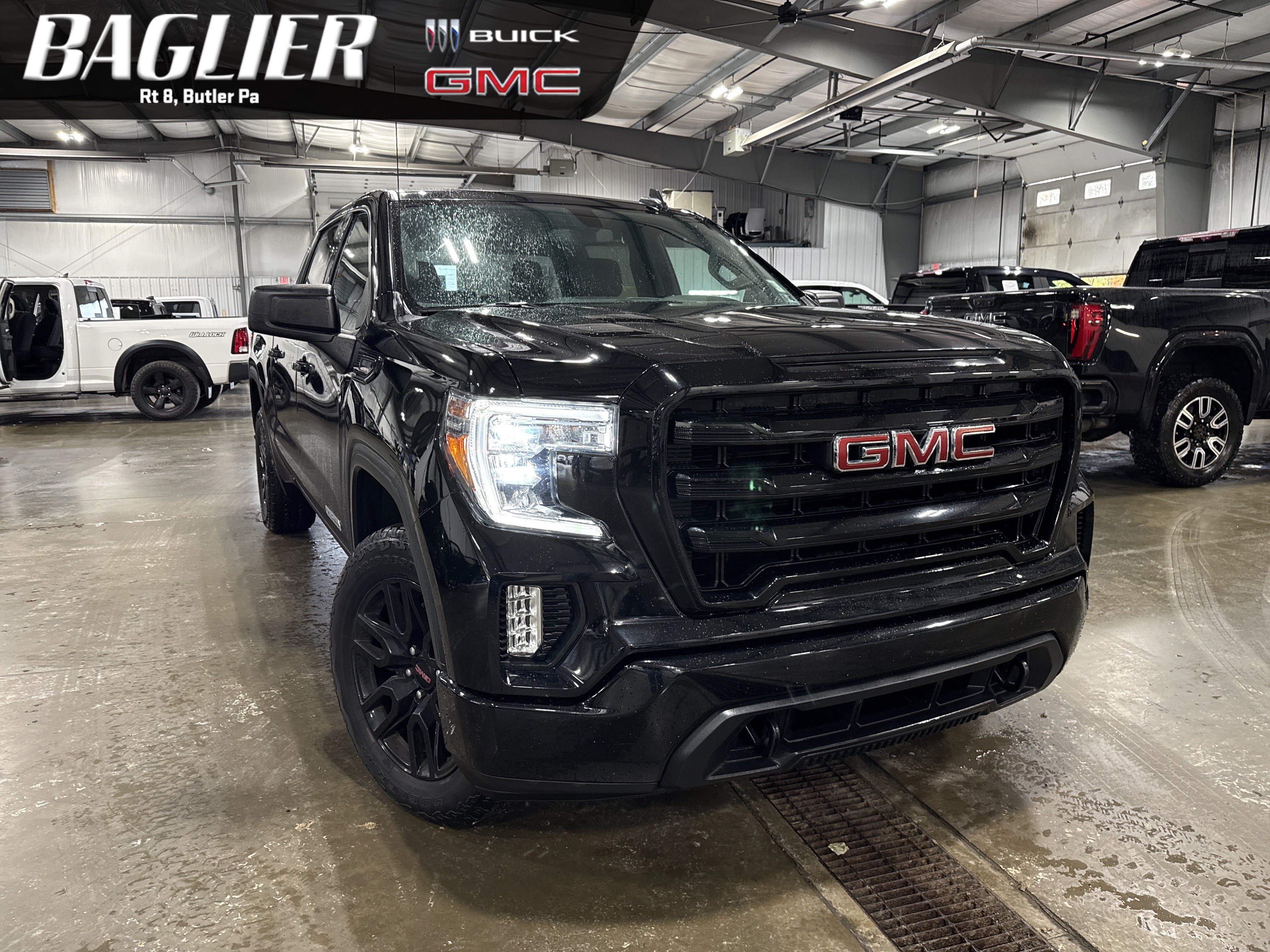 Used 2021 GMC Sierra 1500 Elevation w/ X31 Off-Road Package AWD/4WD image 1