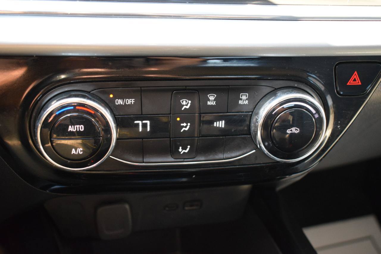 Used 2026 Chevrolet Trax LT FWD image 27